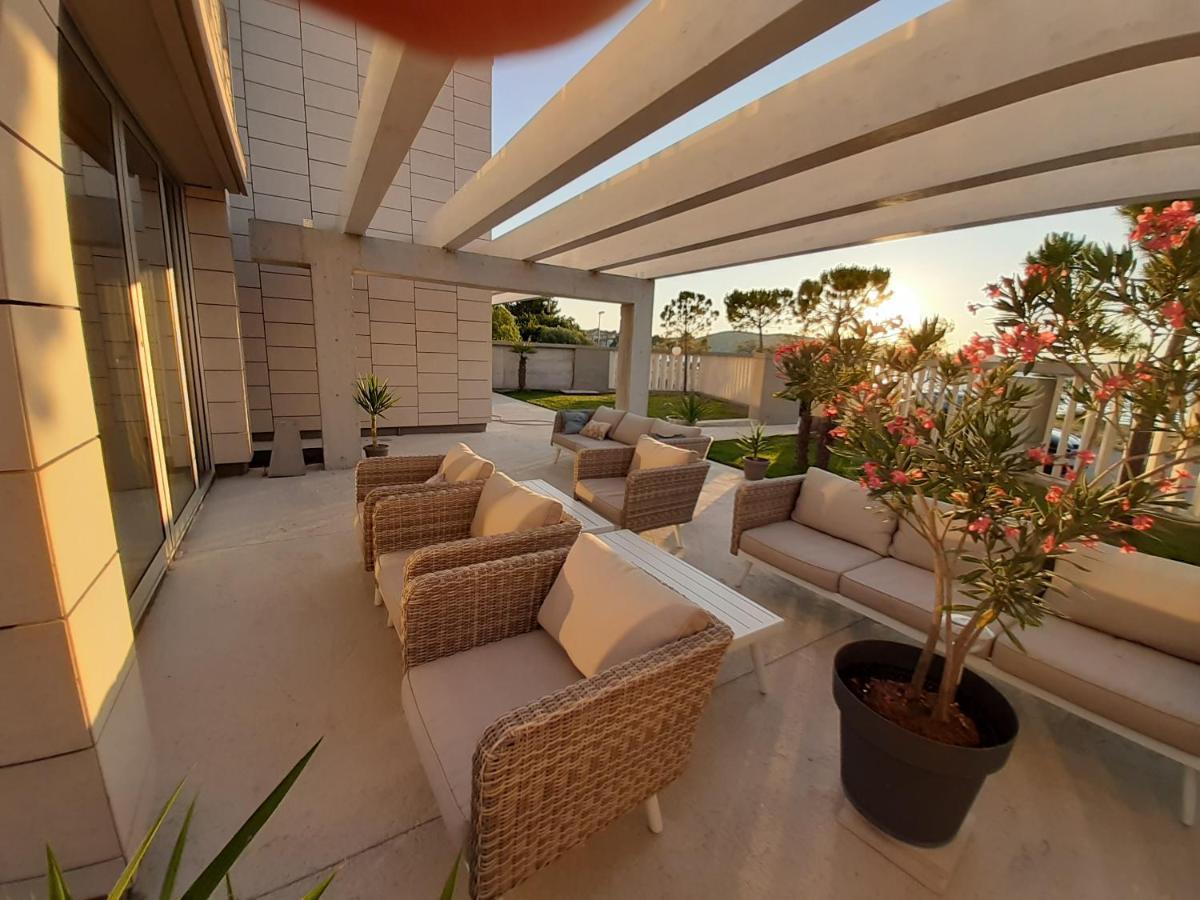 St.Barth Apartments ชิเบนิก ภายนอก รูปภาพ